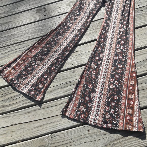 Bell Bottom Leggings Flared Leg Yoga Pants Athleisure Wear NEW with Tags - Picture 9 of 14